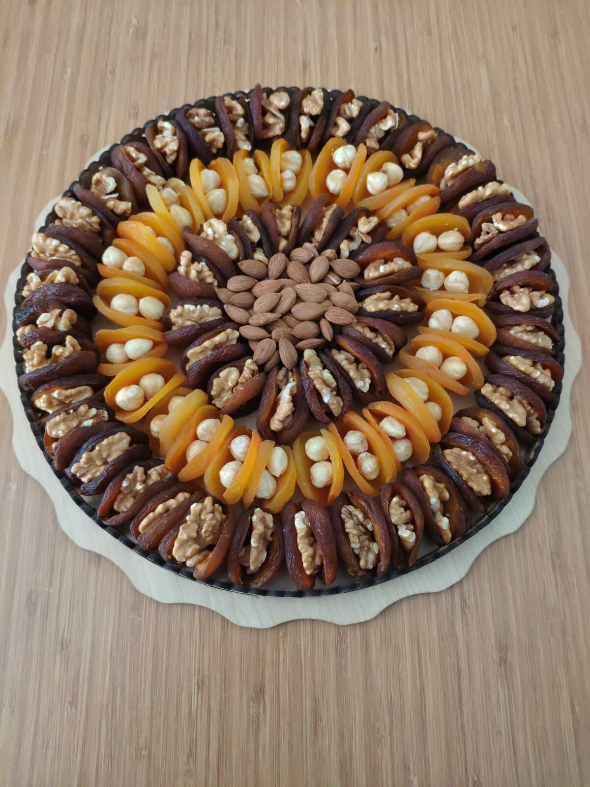 Doğal Hediyelik Kayısı Tepsisi