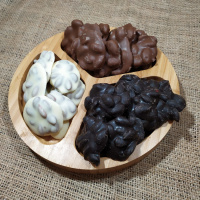 Meşhur Malatya Kayısı Çekirdekli Çikolata